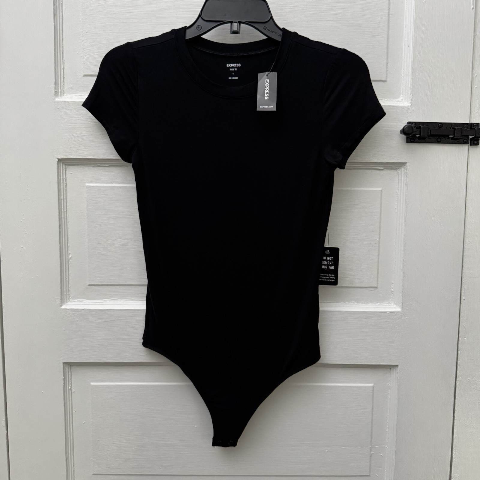 NWT Express Fitted Tee Bodysuit Women’s S Black Short Sleeve Crew Neck