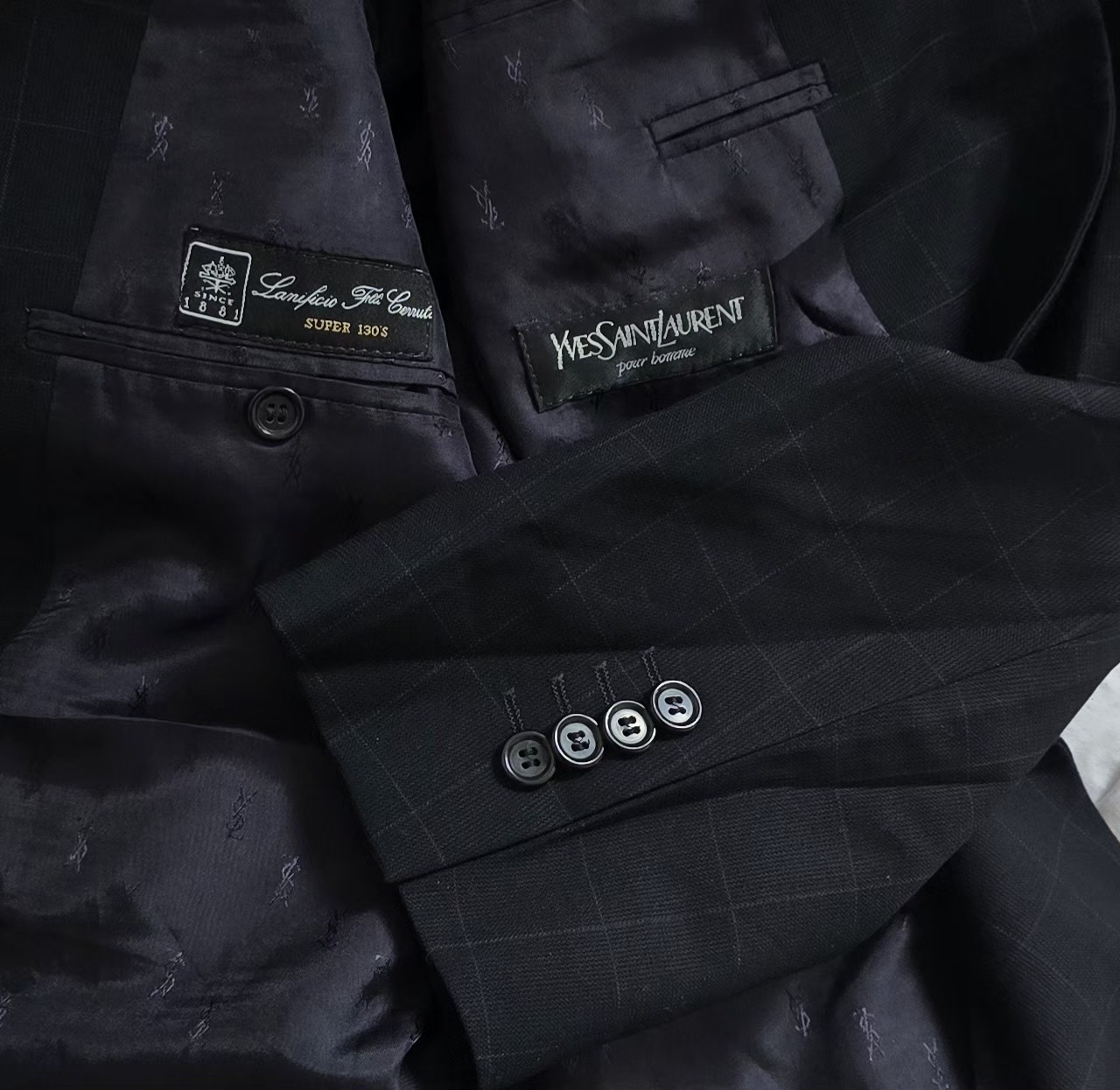 vintage yves saint laurent Pour Homme suits Lanificio Free Cerrut Description‼️