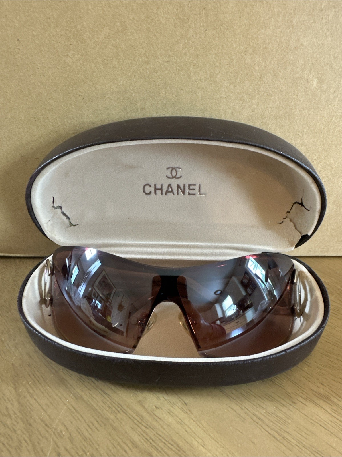Pre-Owned Chanel Women\'s Vintage Y2K 4126 Shield Sunglasses Brown Gradient Lens