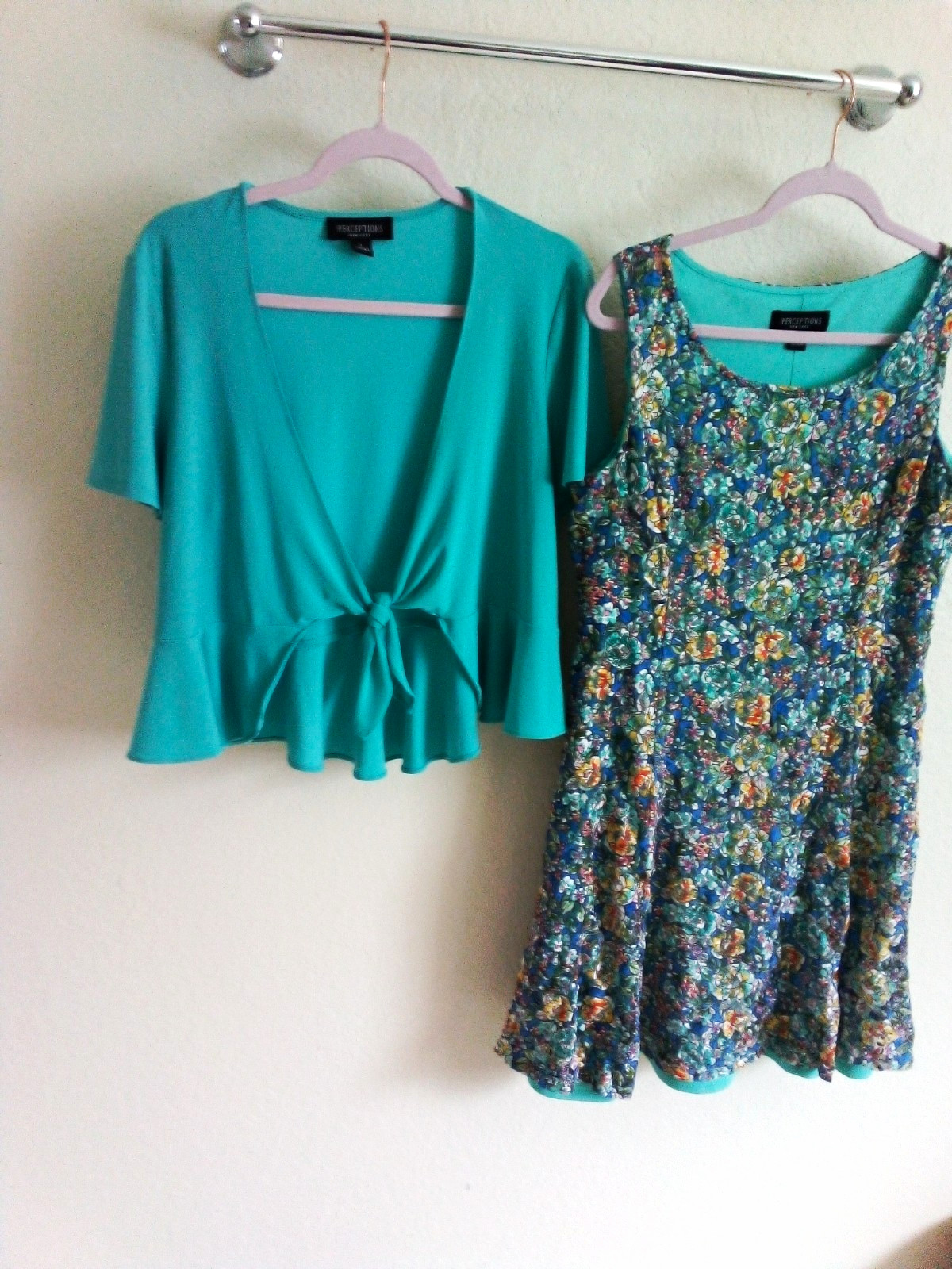 Perceptions New York Women’s Turquoise Floral 2pc Dress & Tie Top Large 