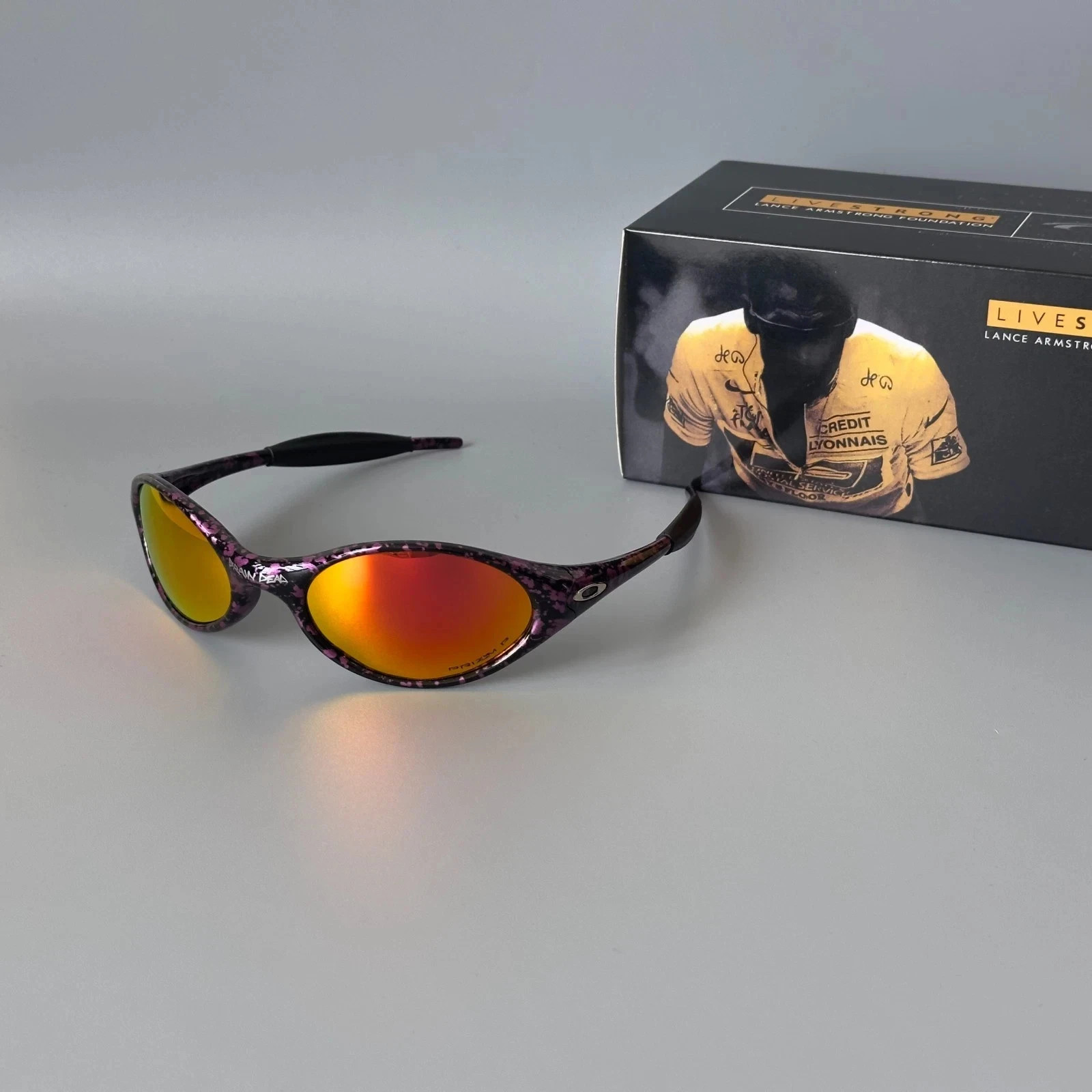Oakley X Brain Dead Eye Jacket™Sunglasses Cobalt pink with Prizm red lenses