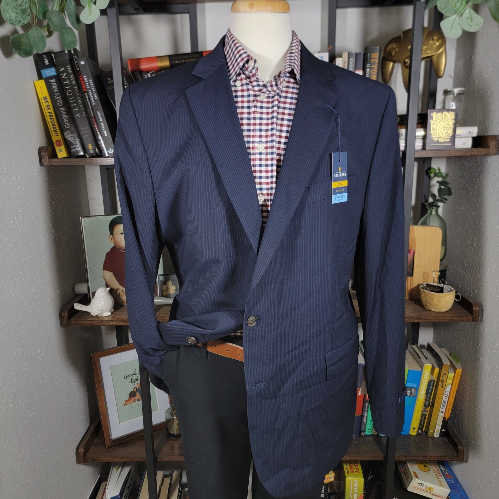 Stafford Stretch Comfort Mens Sport Coat Navy Pinstripe Wool Poly Blend Size 48L