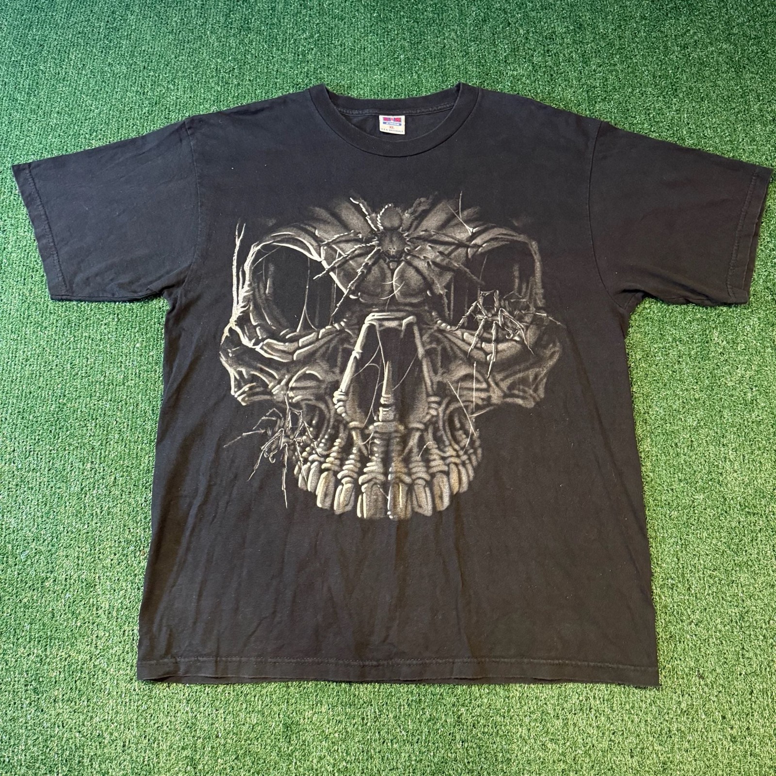 90s C&H Activewear Skull Spider Graphic T-Shirt XL Black