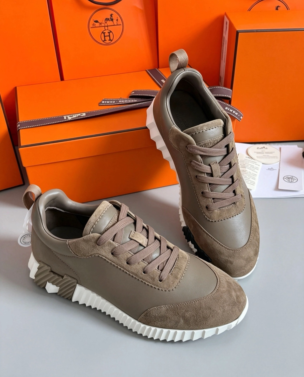 Hermès Bouncing Men Grey Leather & Suede Sneakers