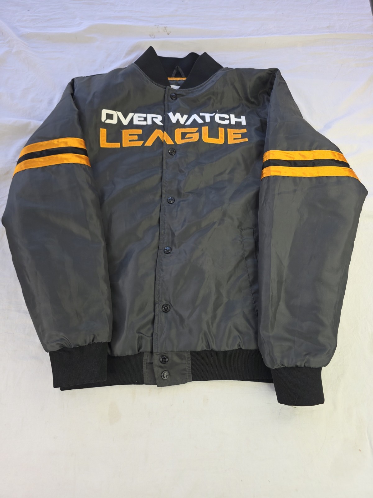 Blizzard Overwatch League Mens Large Black Gold Satin Bomber Jacket 2017