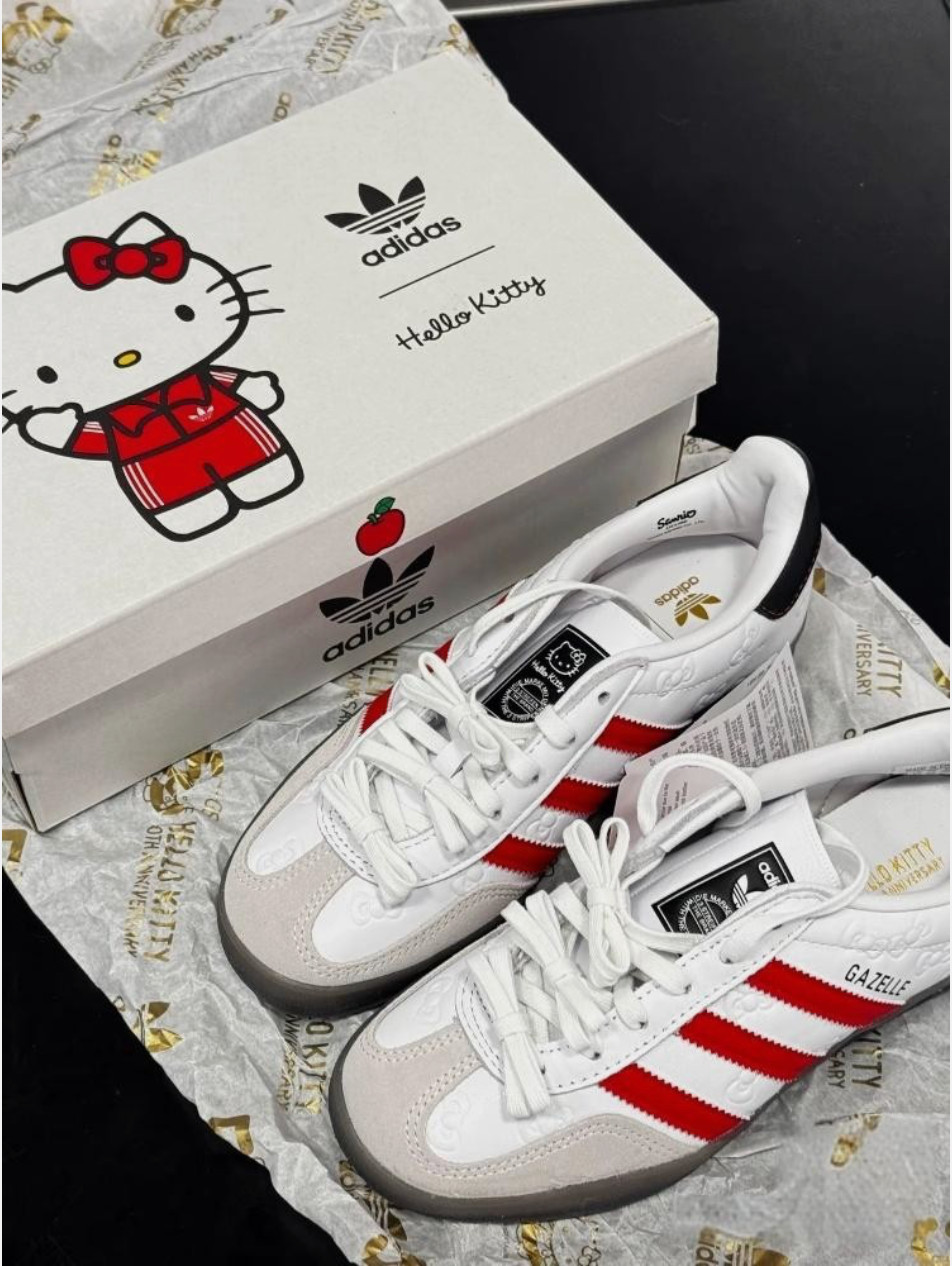 Adidas Originals x Hello Kitty Gazelle Indoor (White/Red) Women\'s Shoes II0013