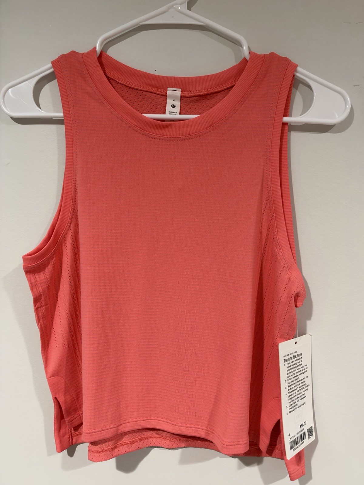 Lululemon Train To Be Tank Top in Raspberry Cream color. Size 4 NWT
