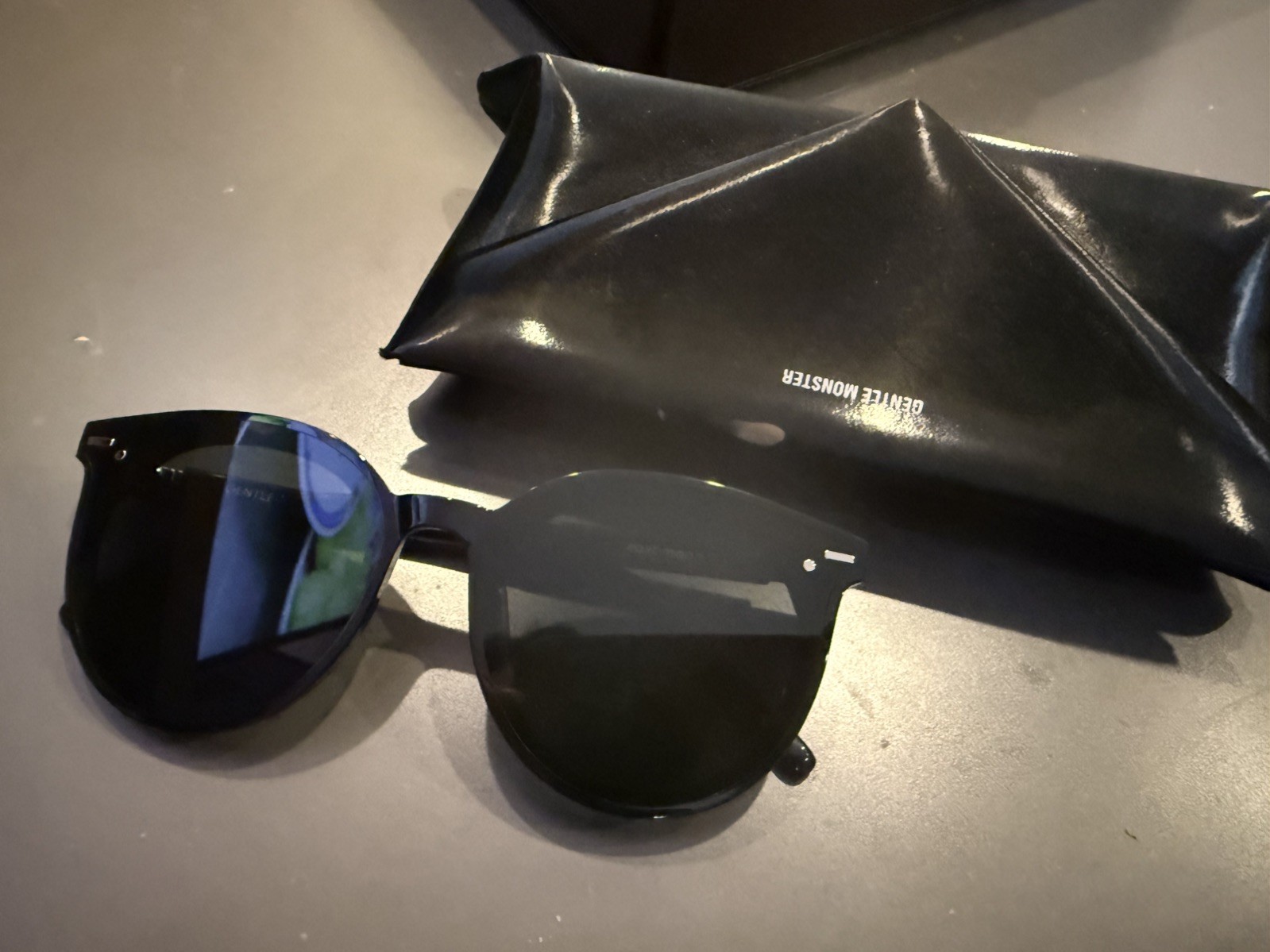 Gentle Monster East Moon FLATBA Black Sunglasses + Case