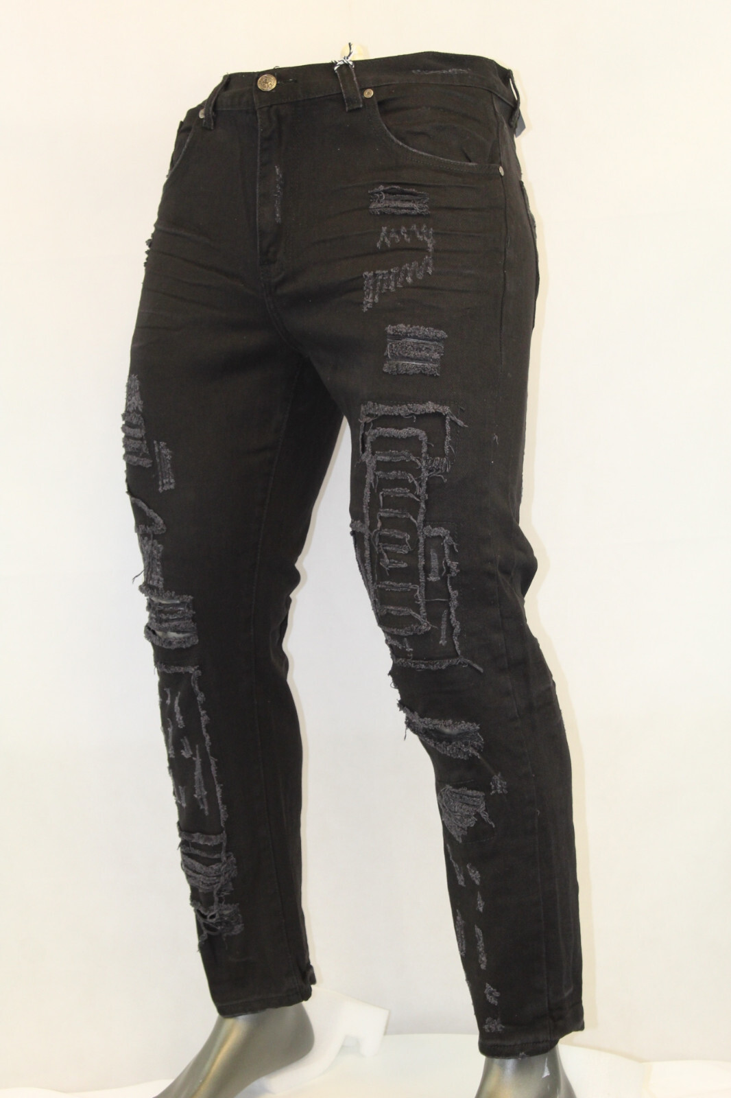 Royal Blue Apparel SLIM FIT DISTRESSED RIP & REPAIR JEANS BLACK D7PT1073