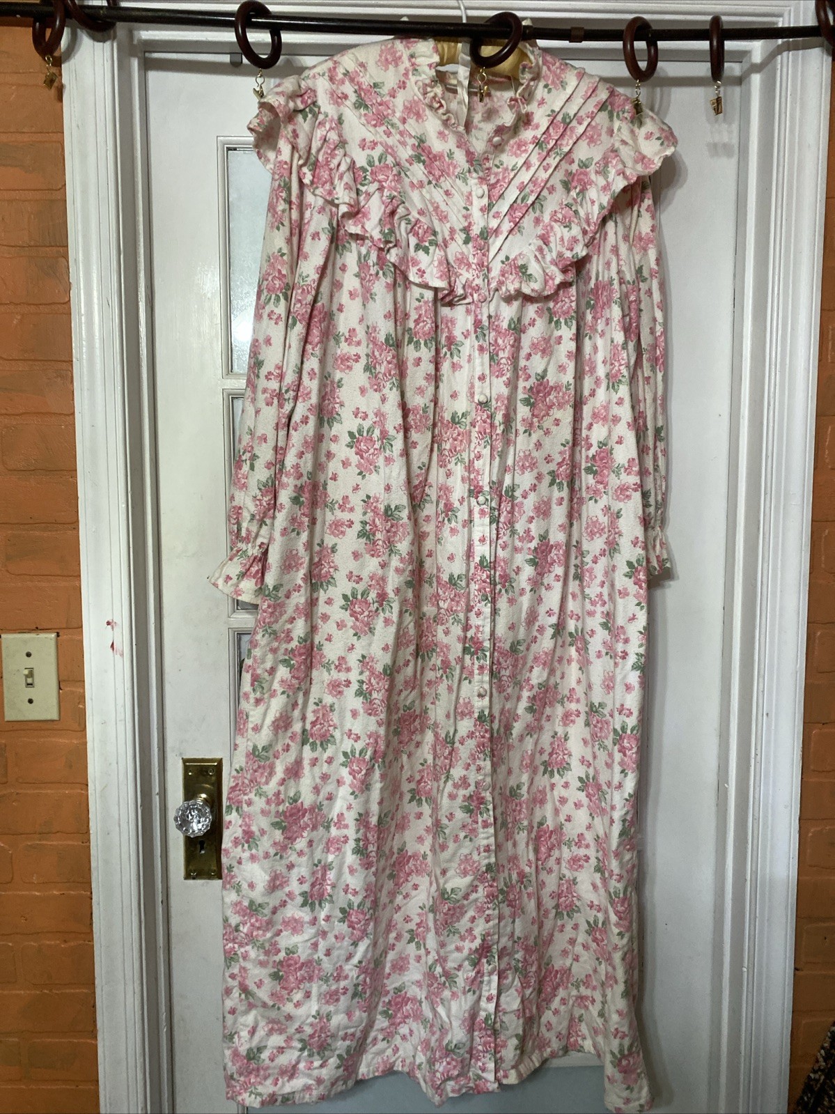 Vtg Heavy Flannel Granny Nightgown Pink Roses Ruffle Long 1X Cottagecore