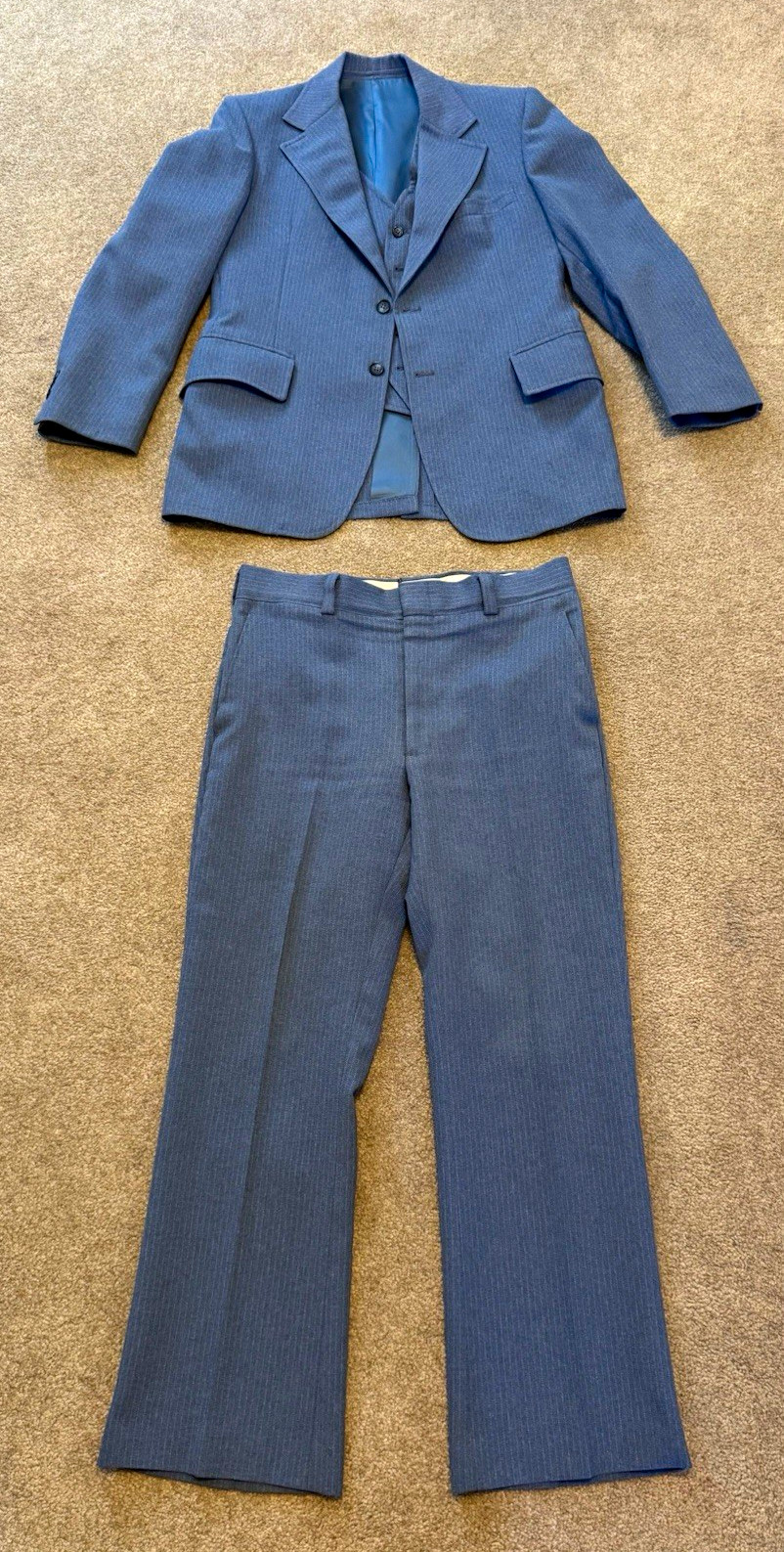 Vintage 70s Tudor Hall Lerman Brothers 3-Piece Pinstripe Suit 39R Slate Blue
