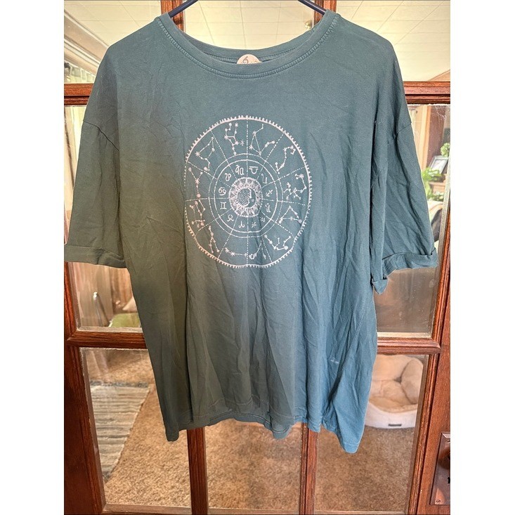 C&C California Sunwashed Zodiac Graphic T-Shirt Stargaze Teal Large NEW Witchy