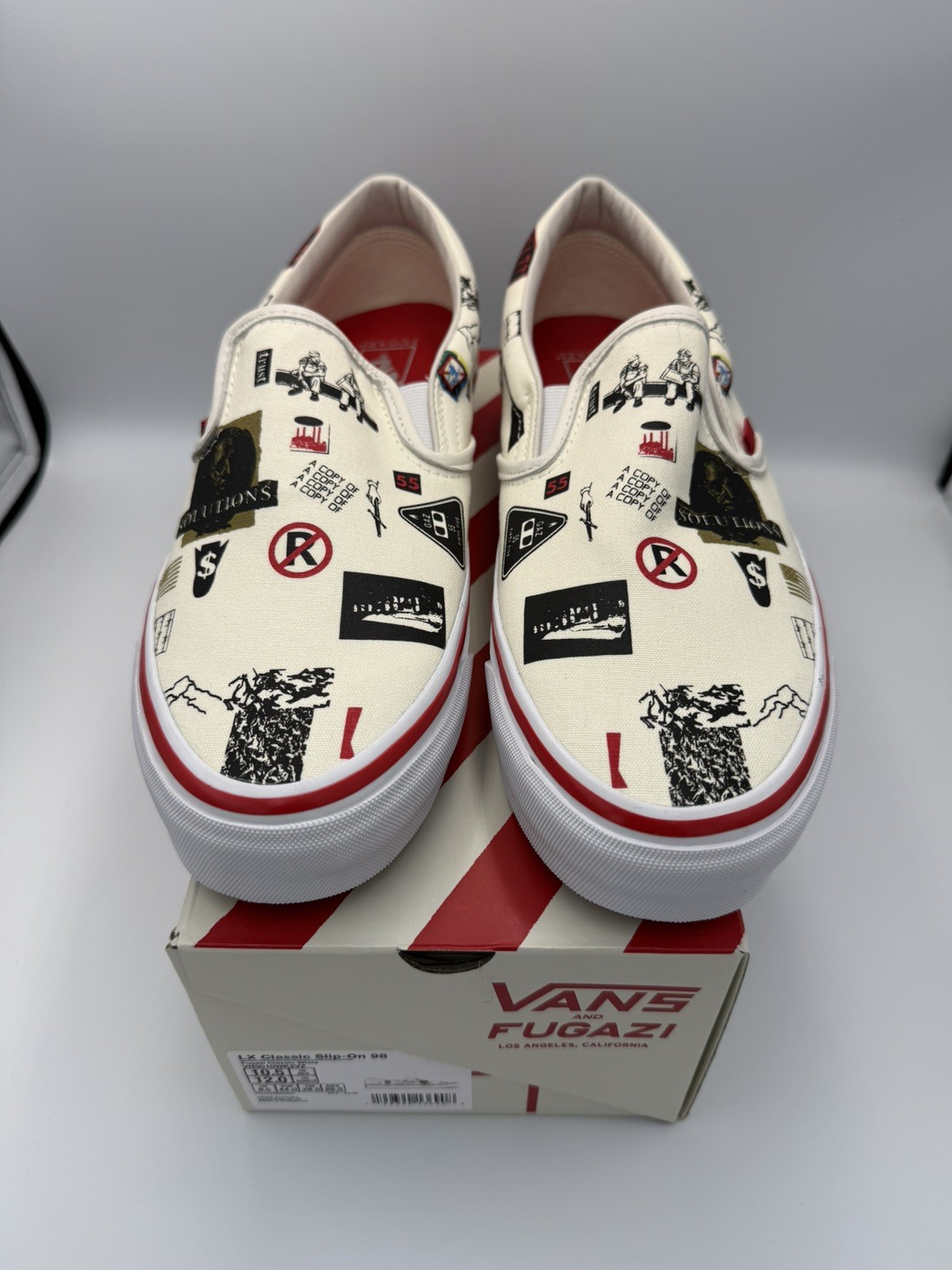 VANS FUGAZI \'98 CONSUMER MODEL SLIP ON SIZE 10.5 IN HAND