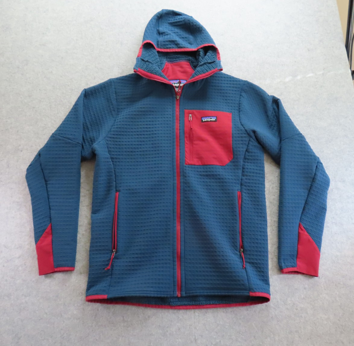 Patagonia Jacket Mens Medium Blue R2 TechFace Hoody Full Zip Grid Fleece Lined