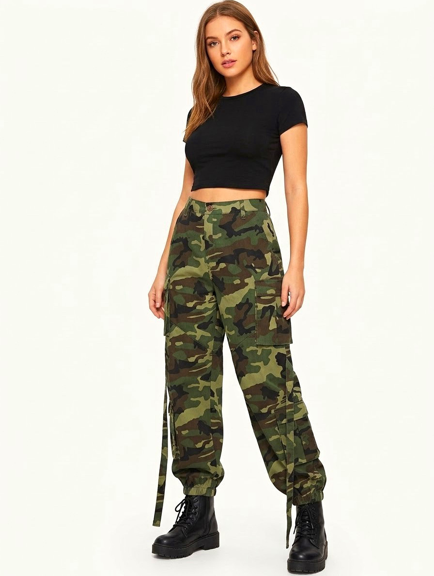 Fashion Nova Green Camo Cargo Pants Women’s Size XL Tapered Pockets NWT’S