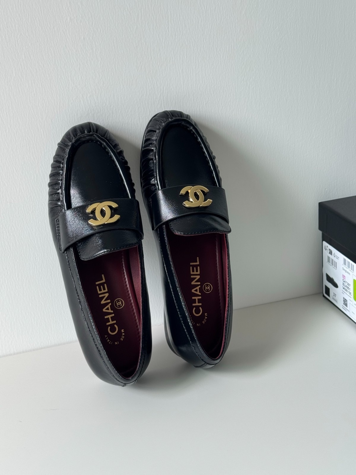CHAN EL 26A Black Leather Moccasin Pleated Loafers CC LOGO Pumps Sizes 35 to 40