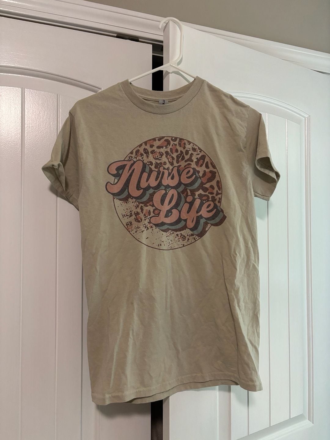 Gildan Nurse Life T-Shirt Size Small Leopard Print Retro Graphic Tee