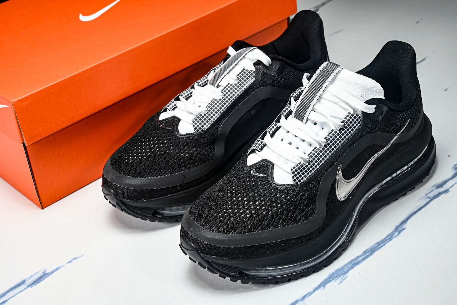 Nike Air Zoom Pegasus Premium Black Metallic Silver Men\'s （New with Box） Size9.5