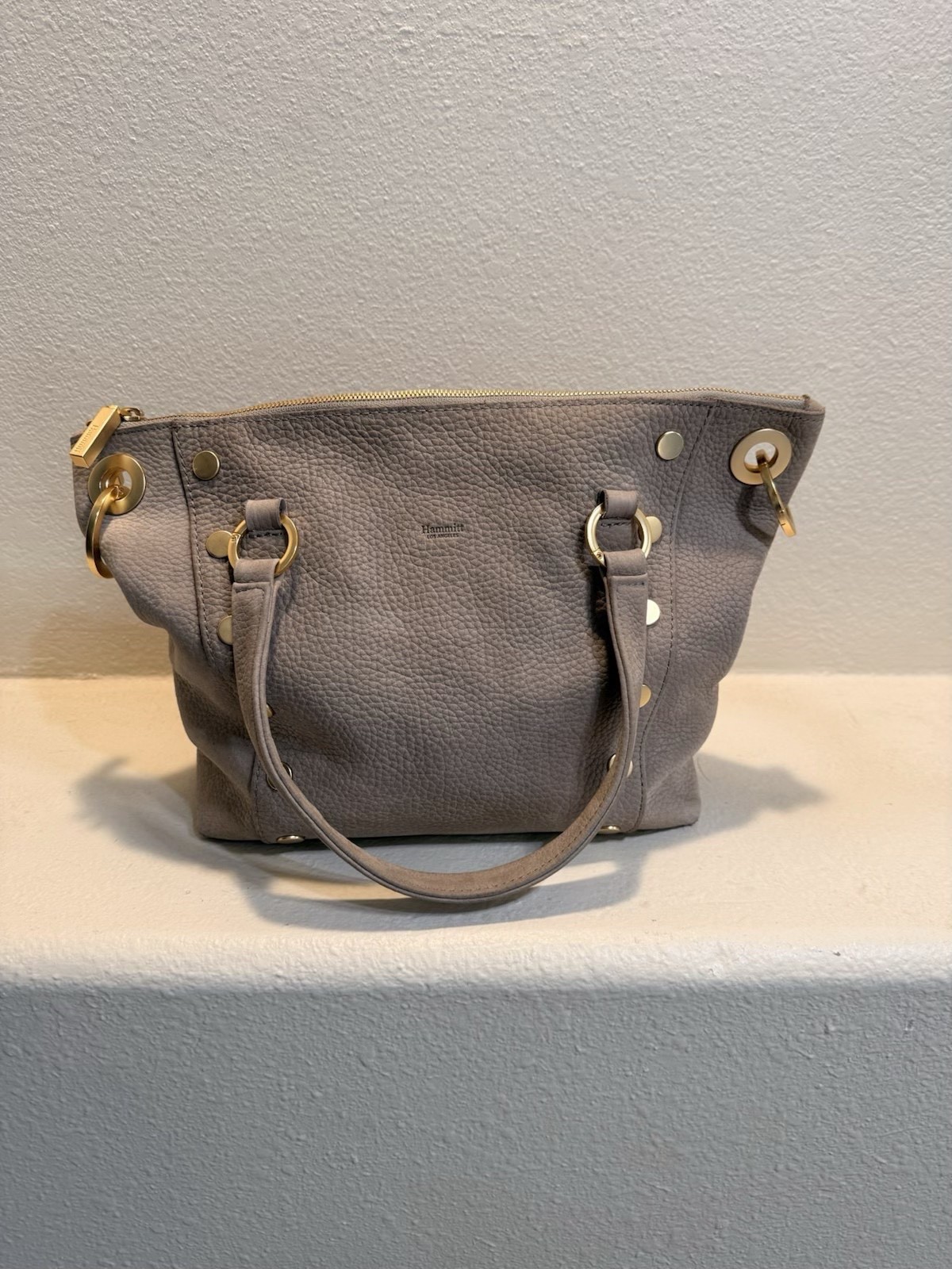 Hammitt Daniel M - Pebbled Leather Taupe/Gold with Red Suede Lining