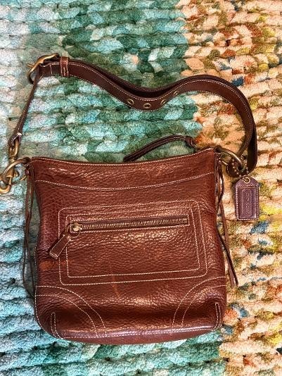 Vintage 2006 Coach Brown Pebbled Leather Crossbody Shoulder Bag G06S-10398