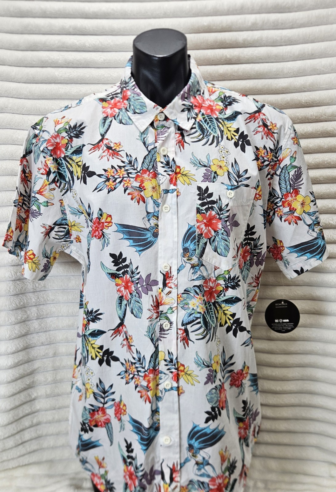 Batman Classic Tv Series Hawaiian Button Down Shirt Mens XXL 2XL DC Comics NWT