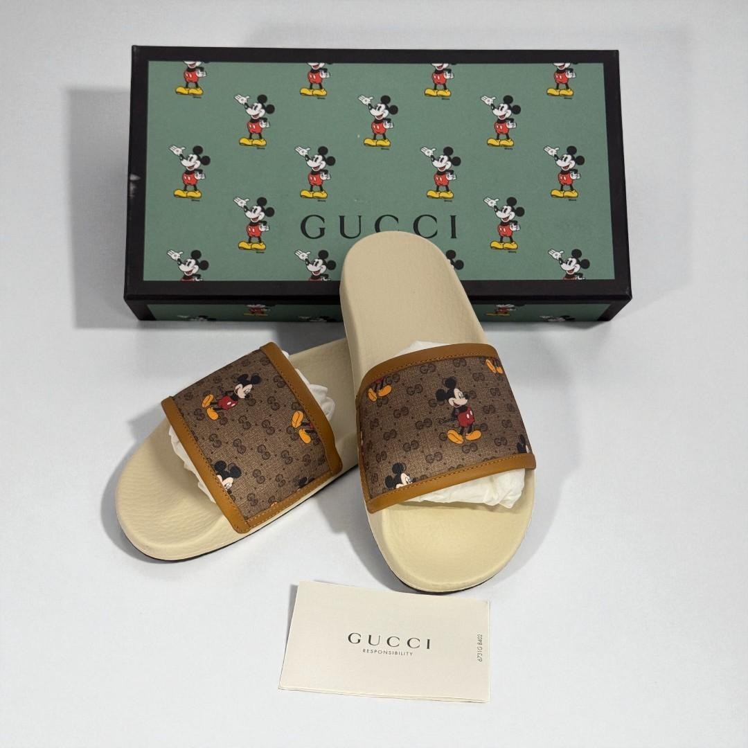 Gucci Disney Mickey Mouse GG Monogram Slides Sandals Shoes IT 35 US 5 Unused