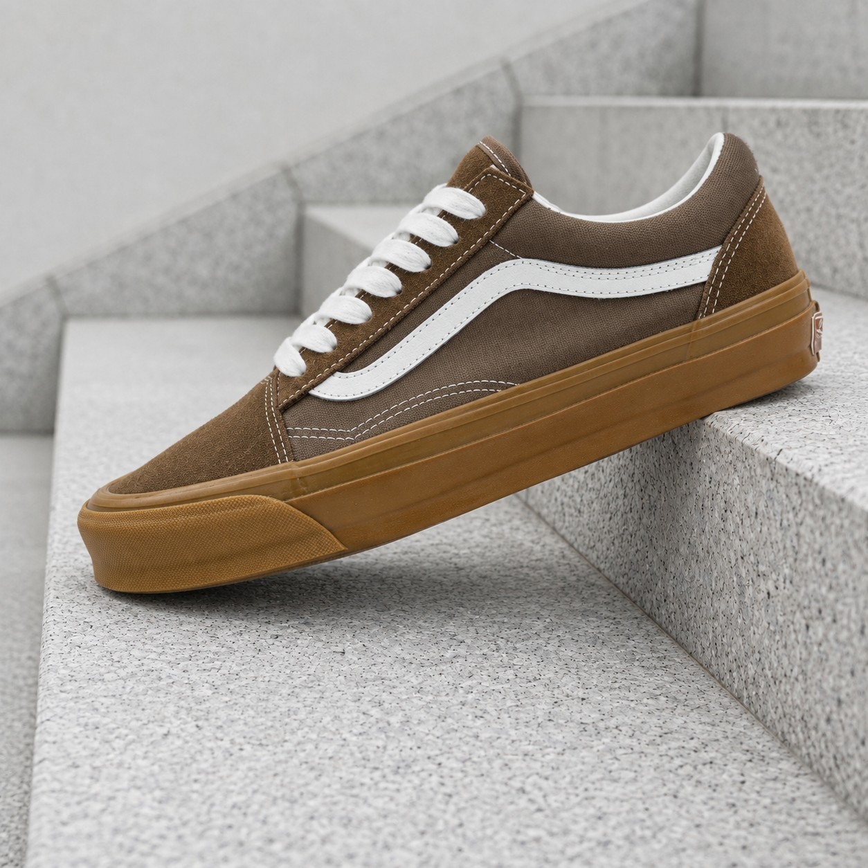 Vans LX Old Skool Brown White D560E0 Men's New
