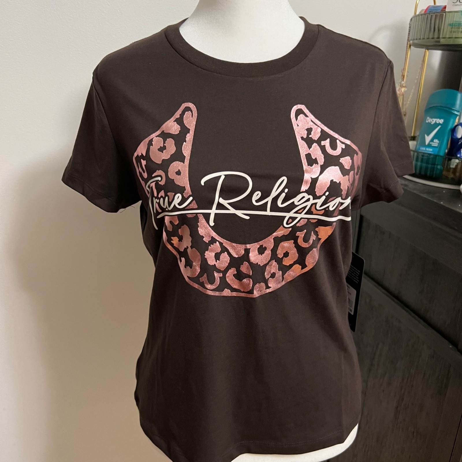 NWT True Religion Pink Horseshoe Preppy Graphic Tee Size S