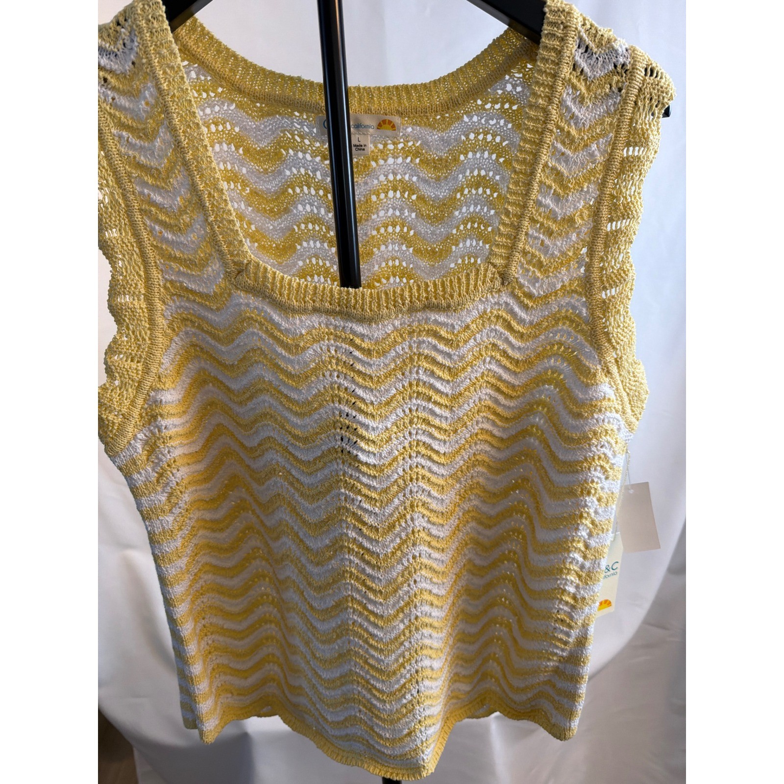 C&C California Yellow White Chevron Crochet Knit Tank Top Square Neck Large NWT