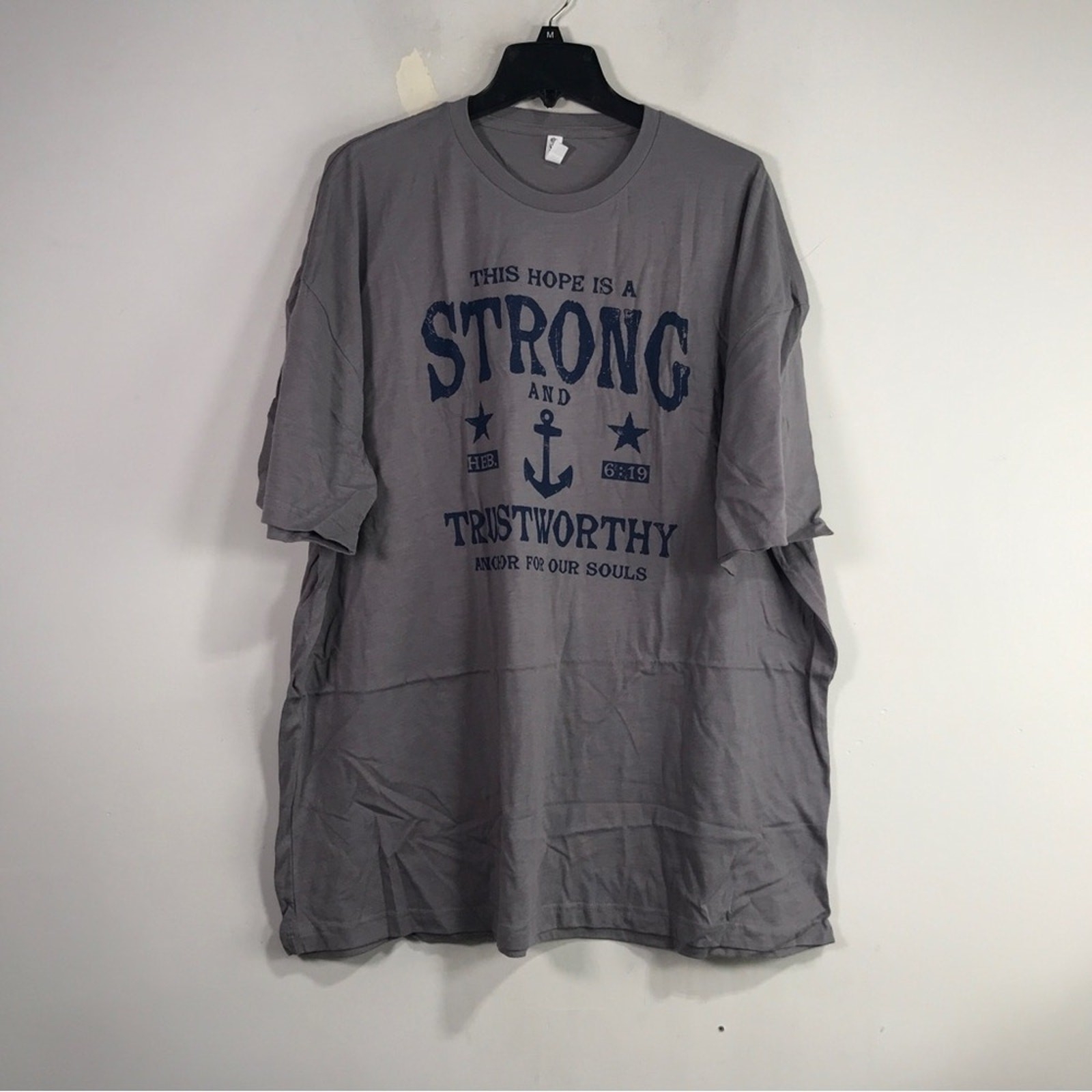 Love in Faith This Hope is a Strong Anchor Tee, Women\'s Size 3X - Grey/Navy