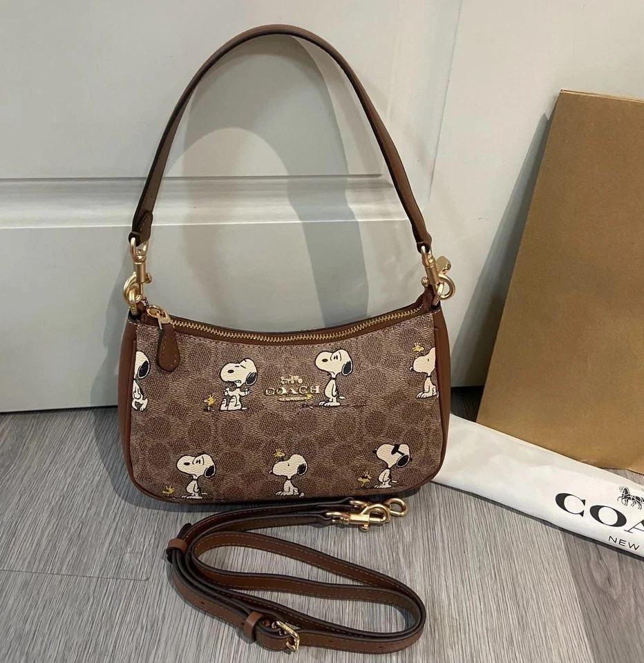 Best Offer  x PEANUTS CBJ88 Teri Shoulder Bag Tan Brown Snoopy Print Signature