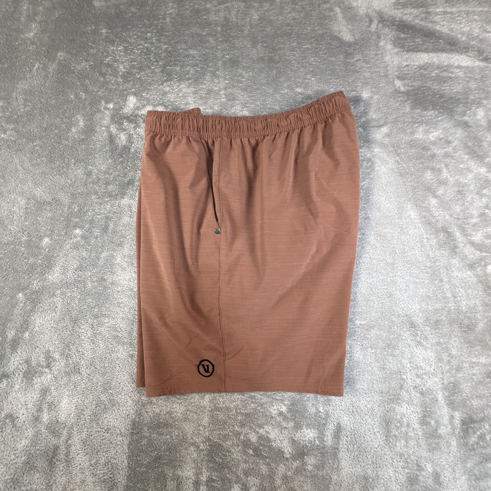 Vuori Elevate Kore Shorts Mens XXL  Athletic Lined Gym Run Training
