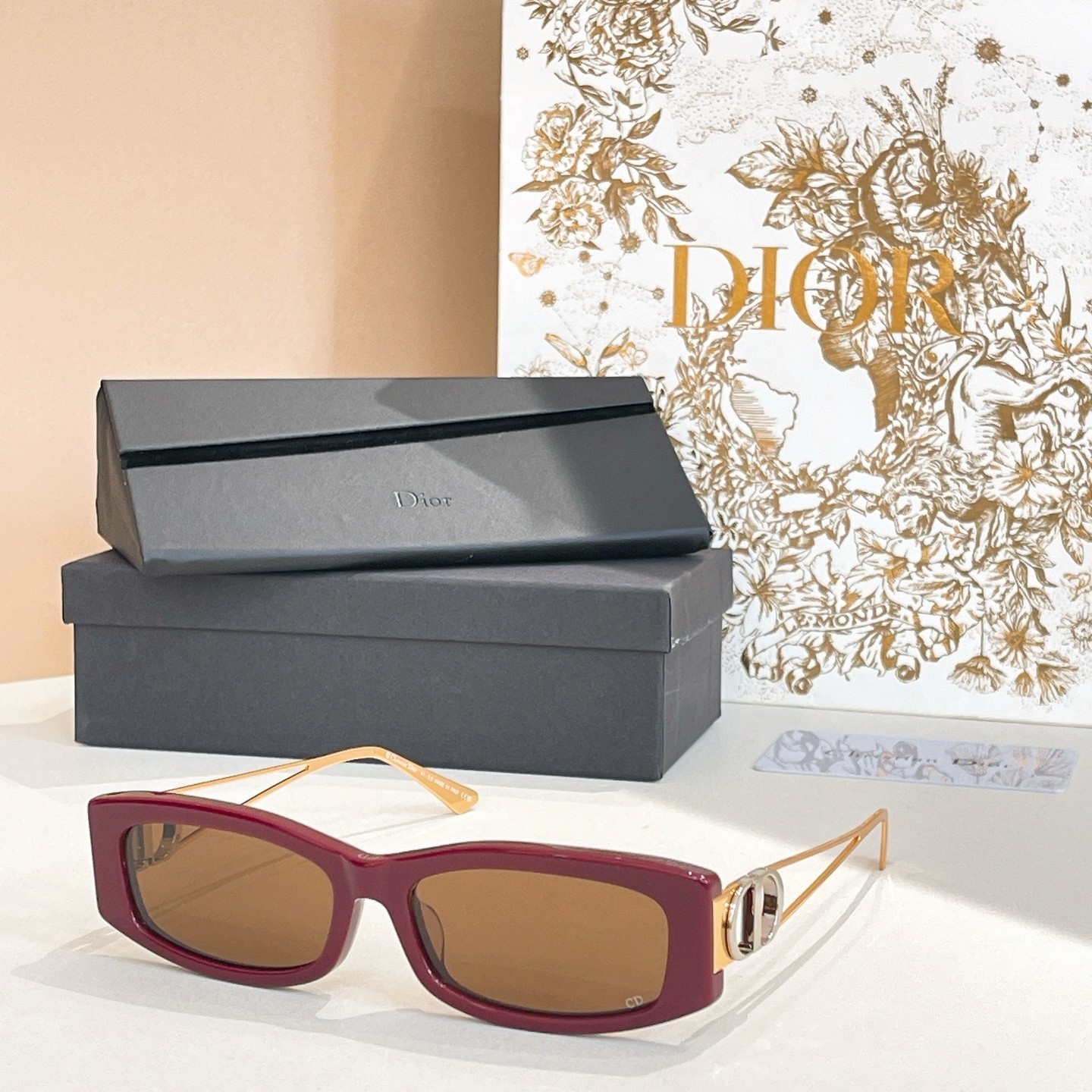 DIOR 30 Montaigne S14F Burgundy Rectangle Sunglasses Brown Lens Gold CD 54-17-13