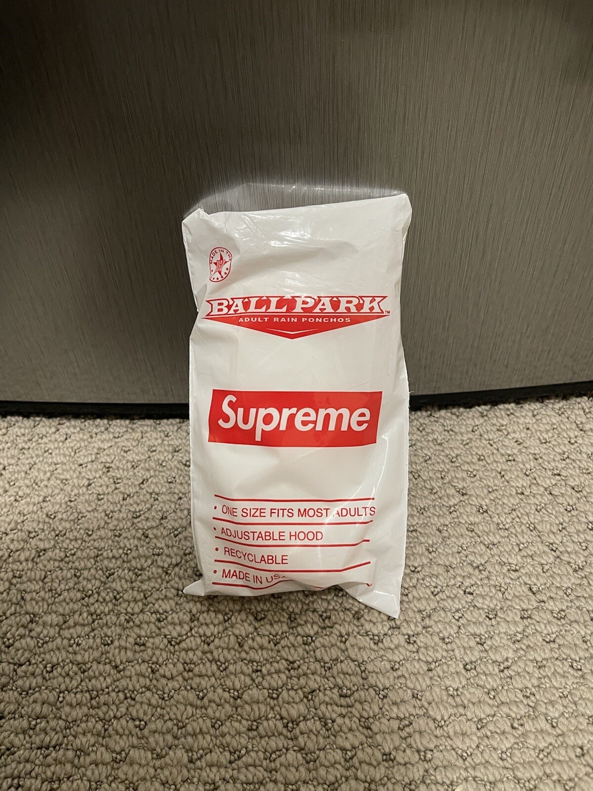 IN HAND * SS20 Supreme Ball Park Adult Rain Poncho Authentic Adjustable Hood