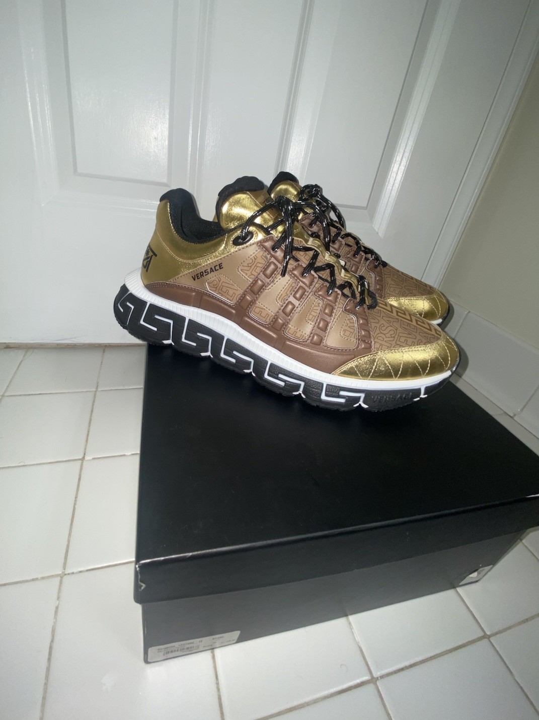 Men’s Versace Trigreca Gold Marrone Size 13 EU 46 NIB