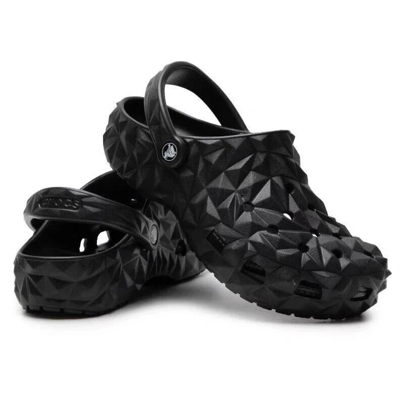 Crocs Unisex-Adult Classic Geometric Clog