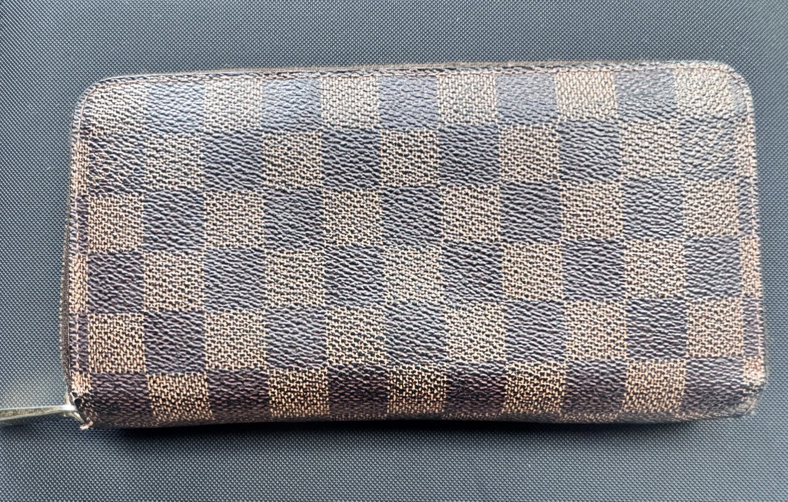 Louis Vuitton Damier Ebene Zippy Wallet Pre-owned Authentic