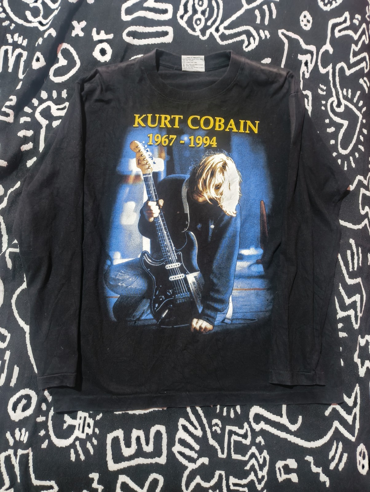 VINTAGE 90\'S KURT COBAIN 1967-1994 MEMORIAL NIRVANA T-SHIRT L SIZE 