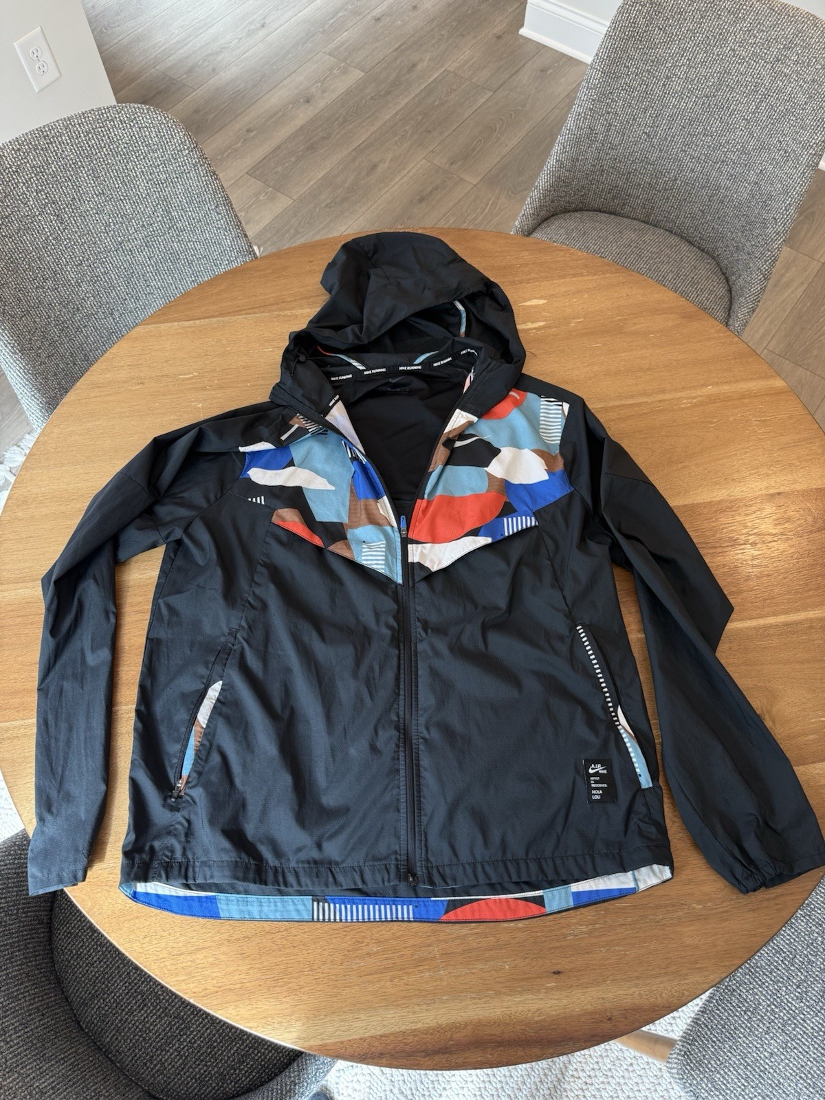 Authentic Nike Men\'s Repel Air Hola Lou Windrunner Jacket Black Used sz Medium