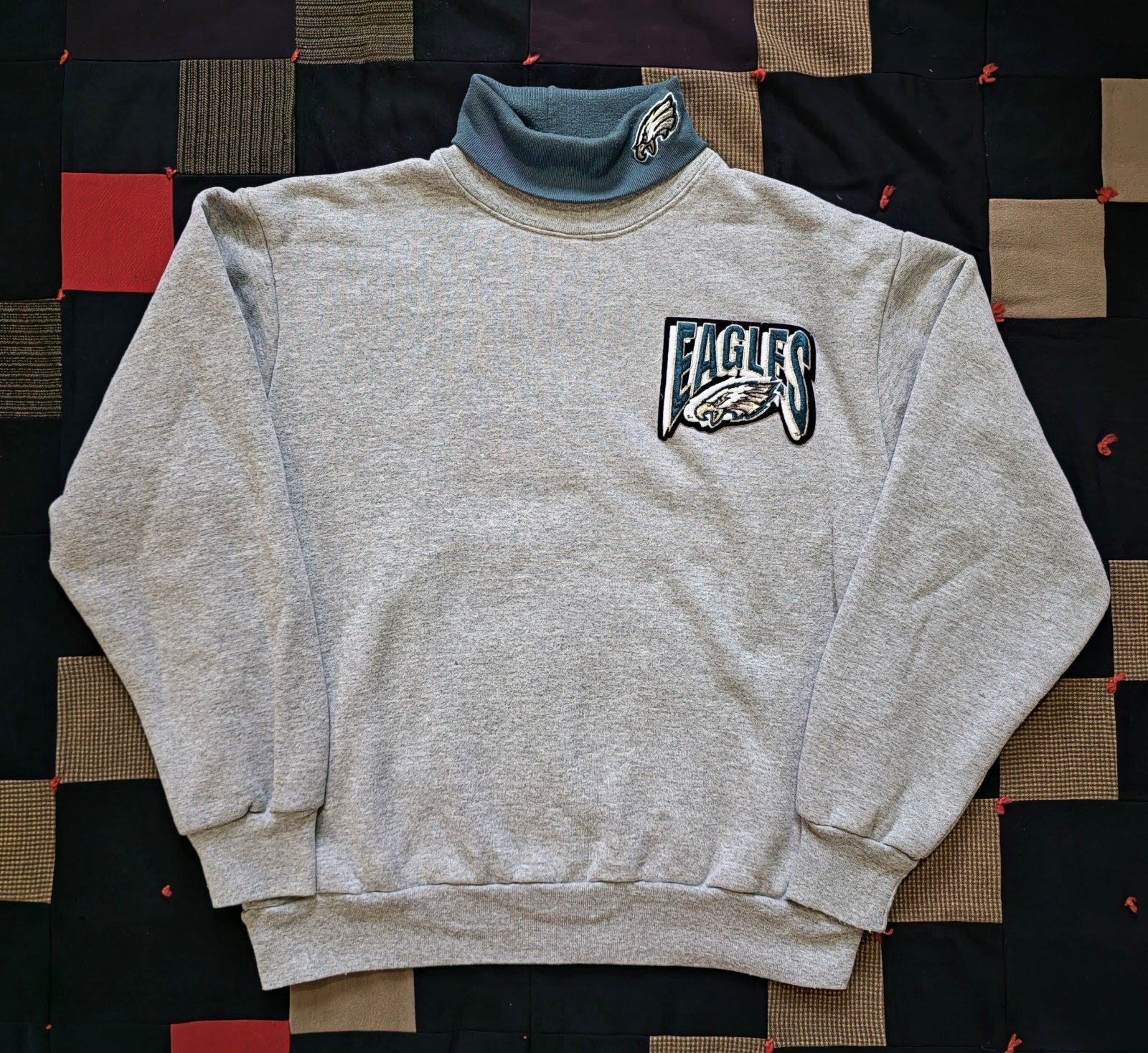 Vintage Philadelphia Eagles Turtle Neck Sweatshirt Size Medium