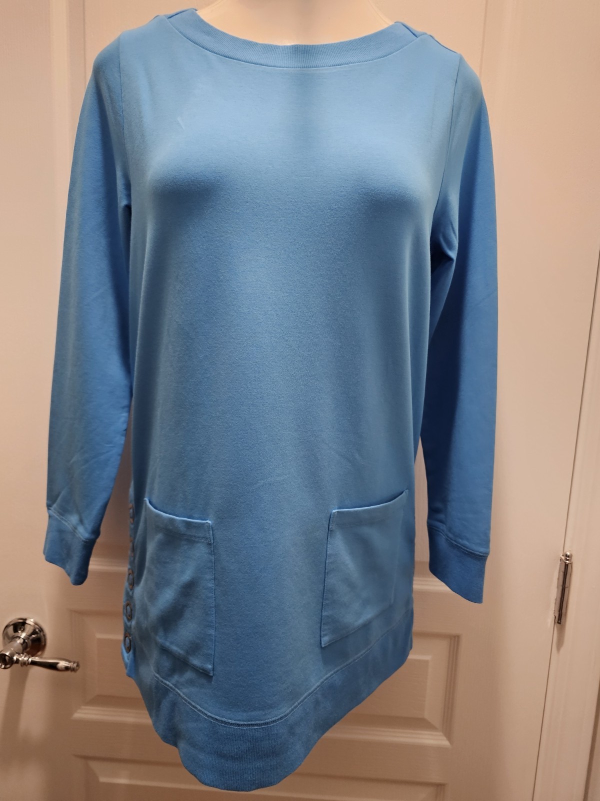 SOFT SURROUNDINGS MAKE IT SNAPPY PULLOVER IN MALIBU BLUE SIZE M