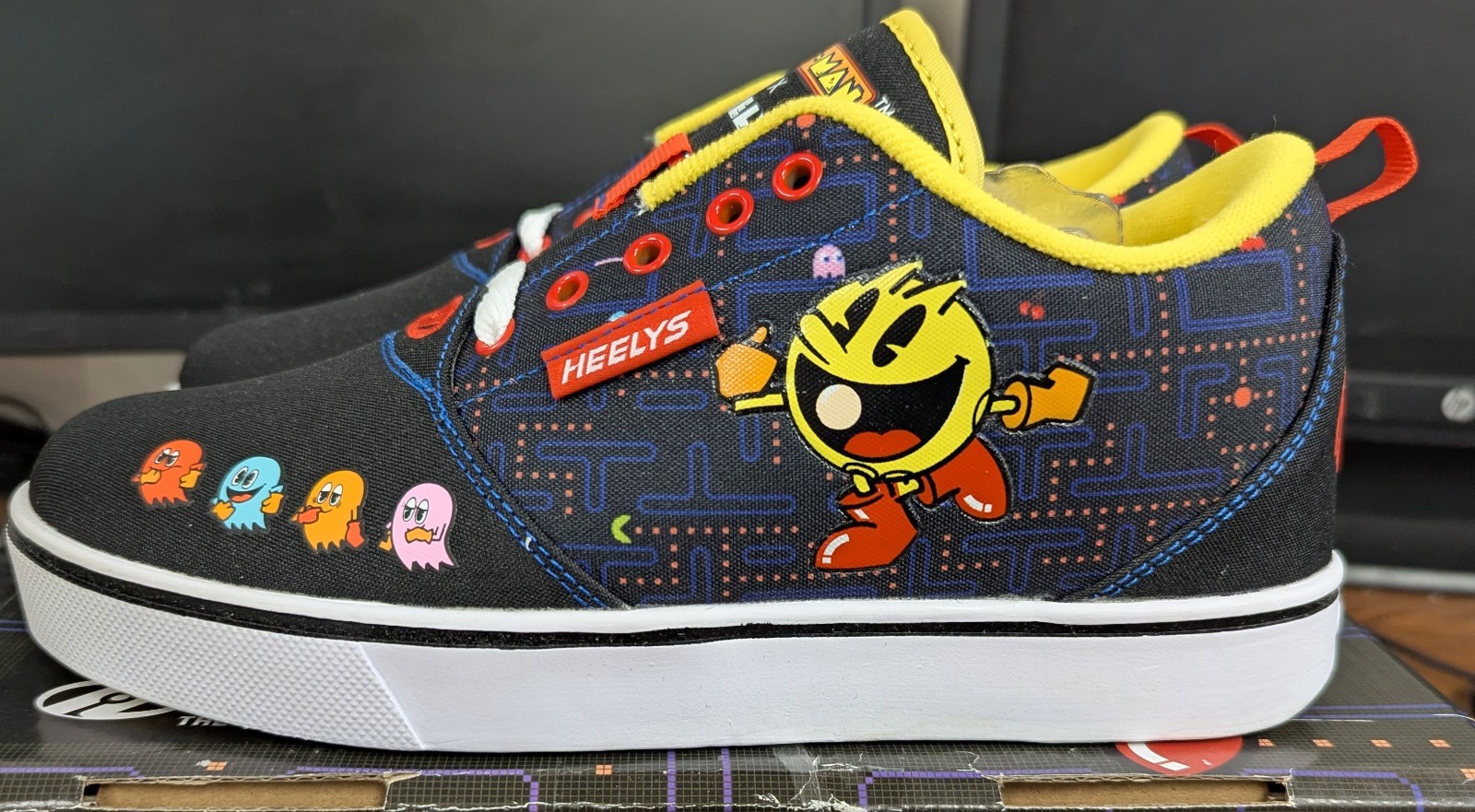 HEELYS PRO 20 PACMAN THEMED MEN'S SNEAKERS *SEE VARIATION* NEW IN BOX