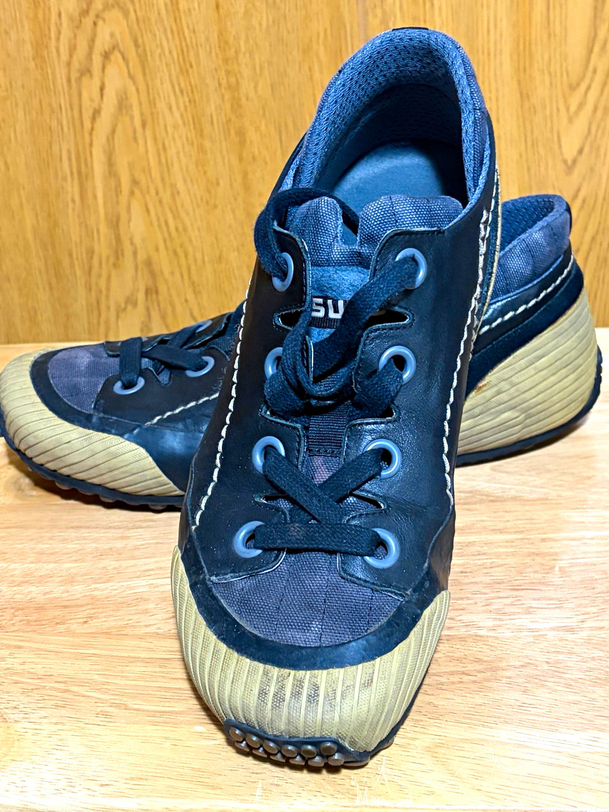 TSUBO Mens Black Low Top Lace-Up Sneakers Round Toe Stitching US 11 UK 10