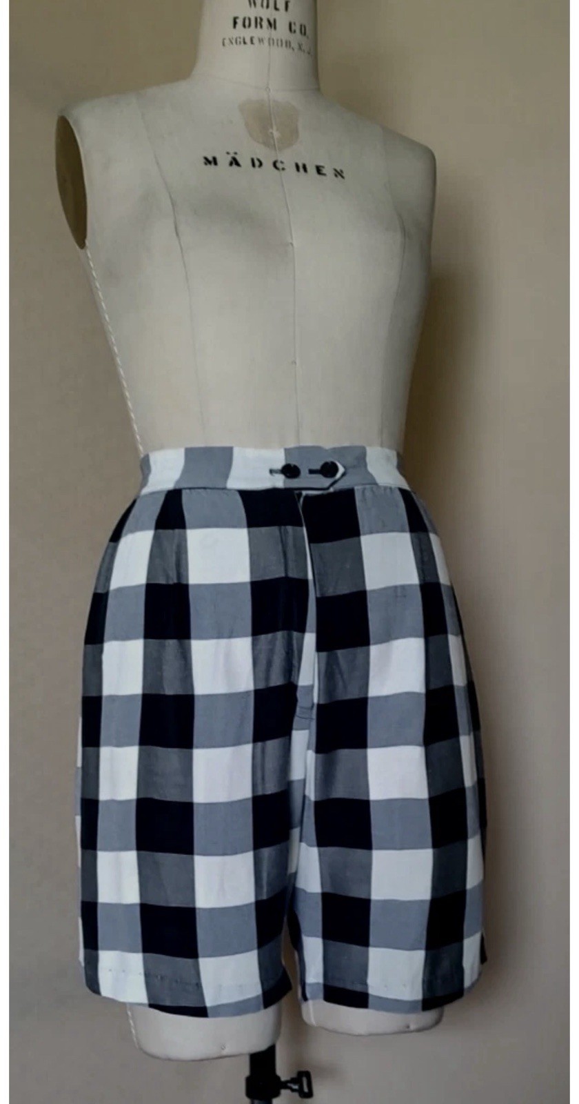 Vtg 1960\'s 1950s Women’s  SHORTS Black & White WOVEN GINGHAM , MINT COND