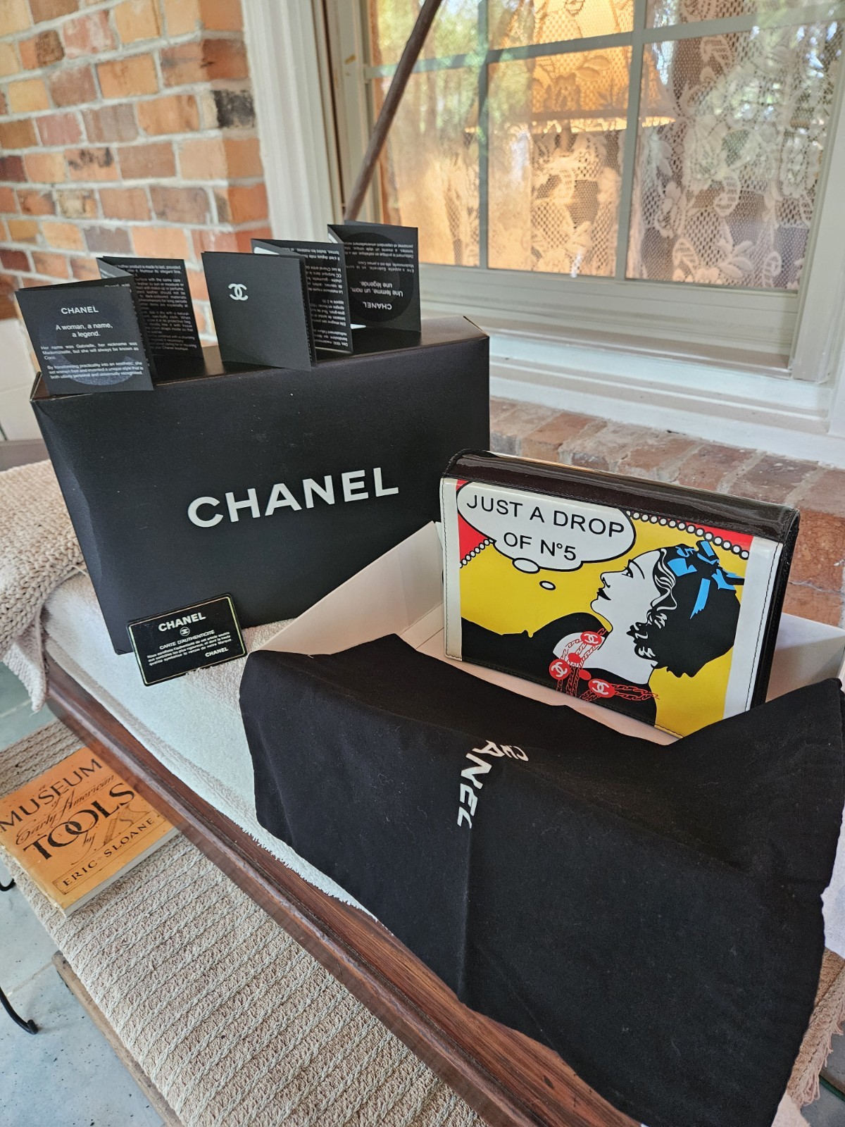 CHANEL JUST A DROP OF NO.5 Clutch Bag Patent leather Leather A17585 90297706
