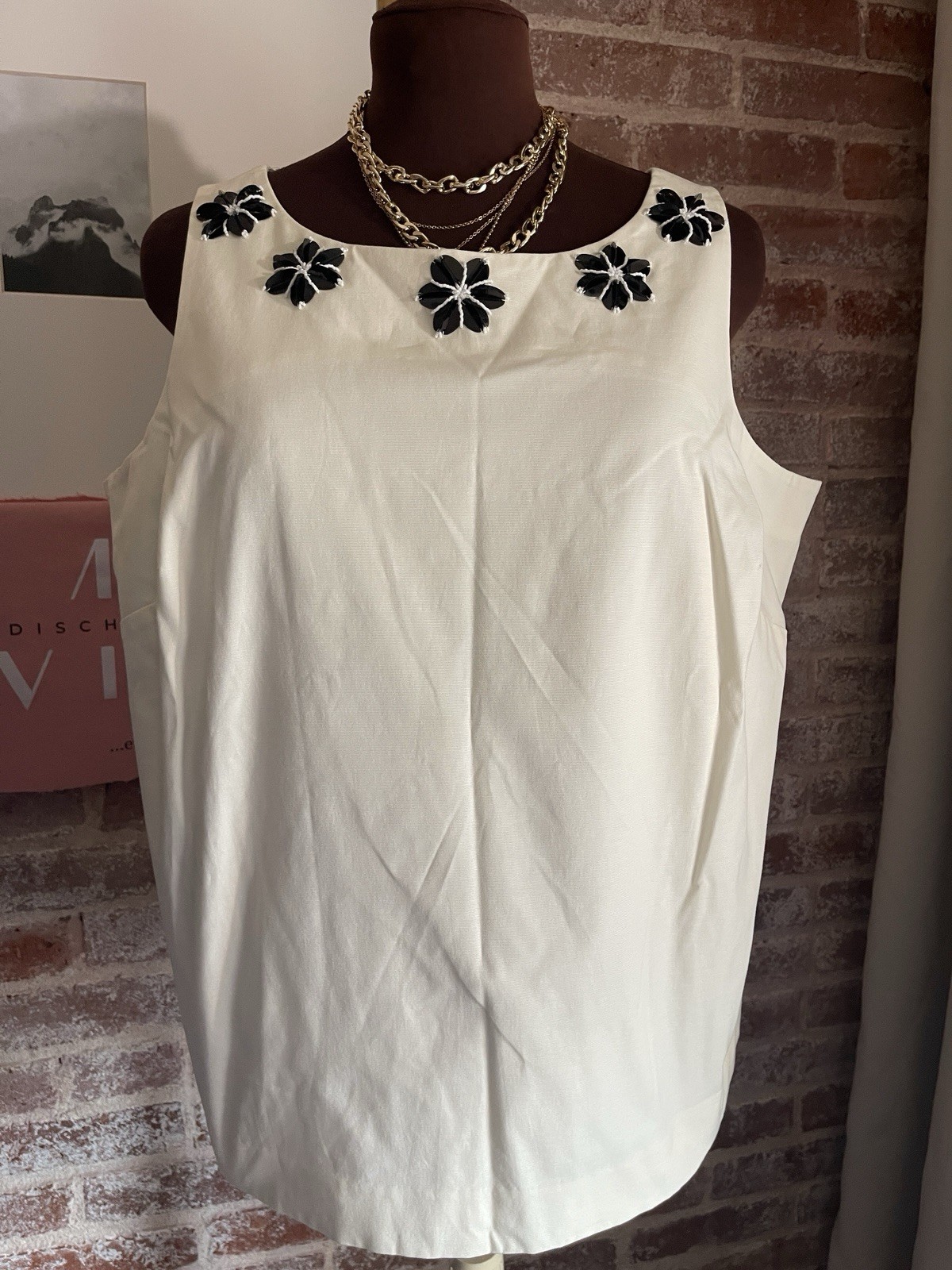 New RSVP by Talbots Off White Sleeveless Shell Top Floral Sequin 14Plus