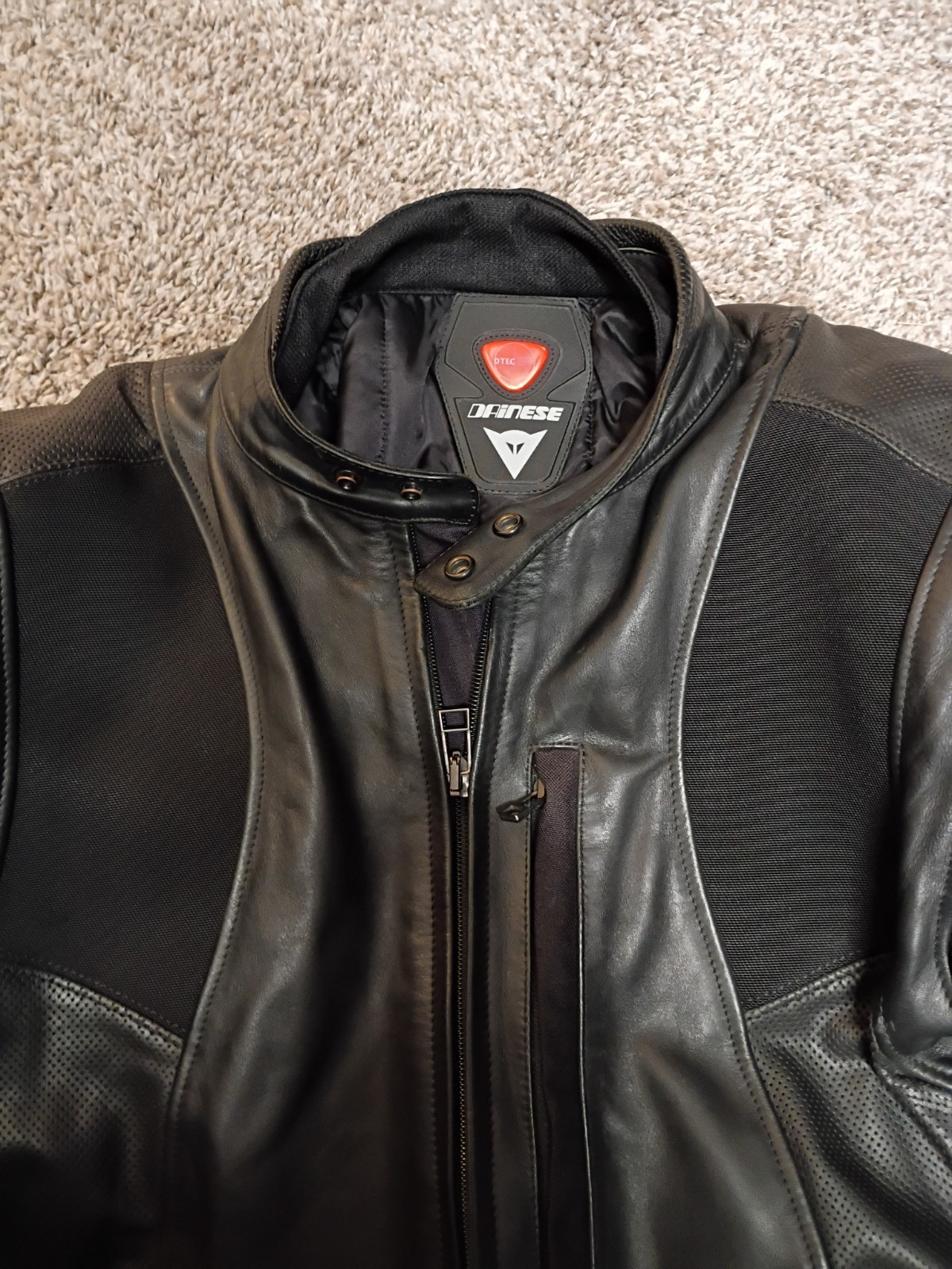 Mens Dainese Motorcycle Black Leather Jacket with lining size 54 pants size 52