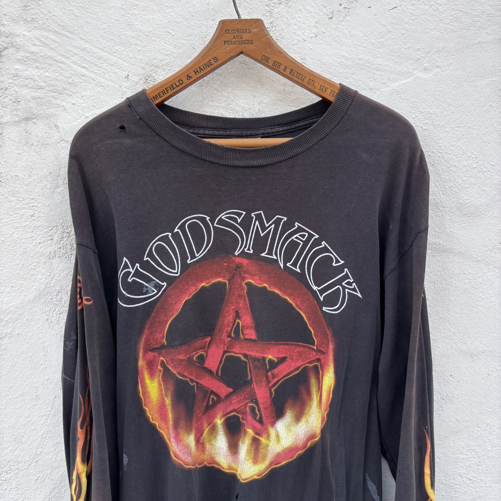 Vintage Y2K Distressed Godsmack 1999 Tour Long Sleeve Flame T-Shirt Size Large