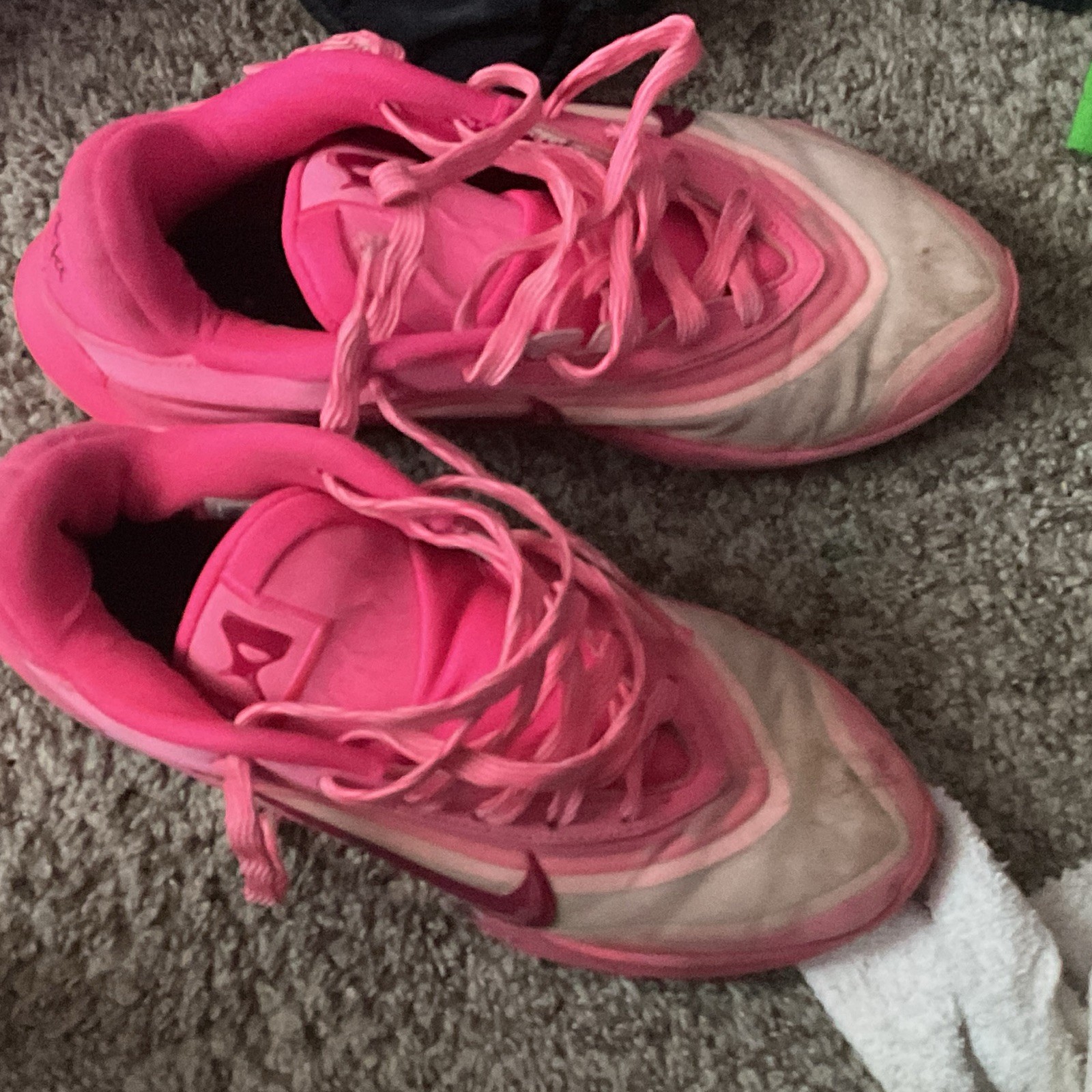 Nike Aja Wilson Pink Basketball Women’s Size 8