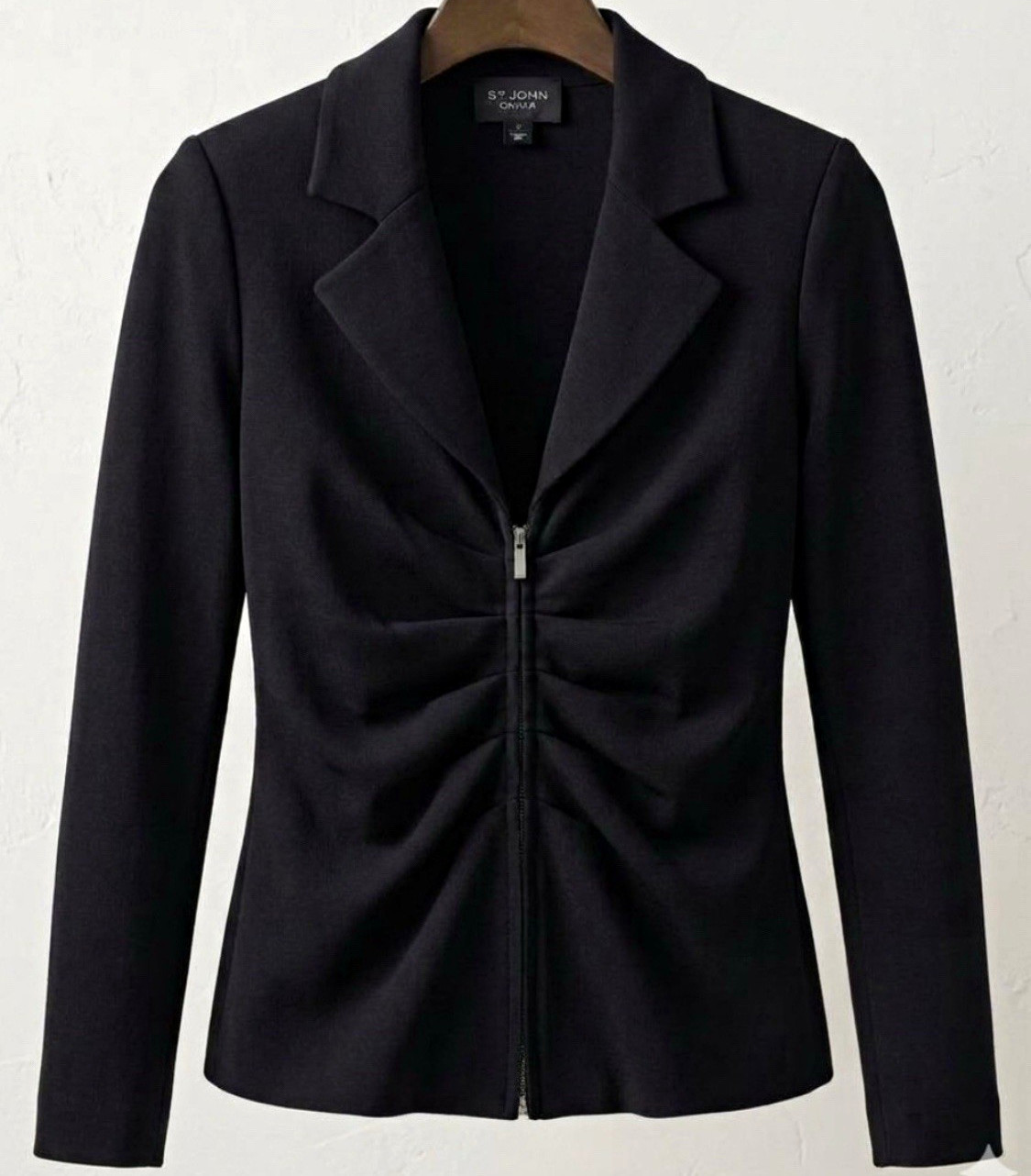 St. John Caviar Women’s Black Viscose Knit Full Zip Fitted Jacket Size 6